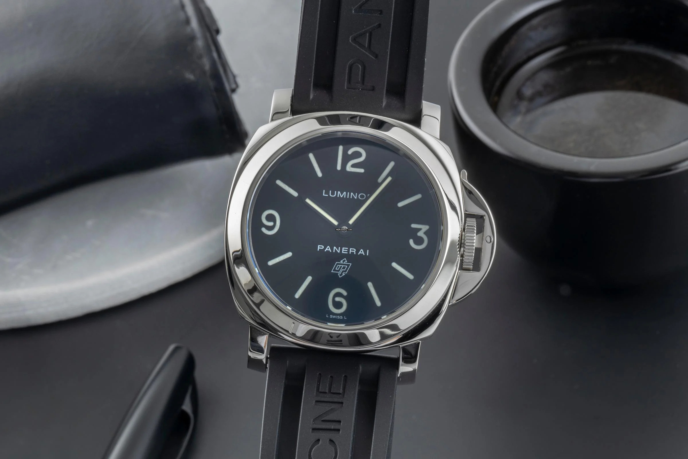  Panerai Luminor Base Logo 44MM Edelstahl Handaufzug Herrenuhr Ref. PAM00000 