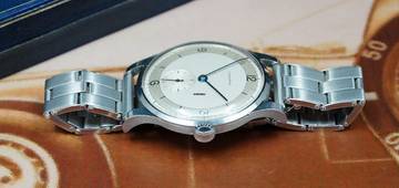 Thumbnail von Longines Oversize Calatatrava with Rare SECTOR Dial Vintage Box and Extract