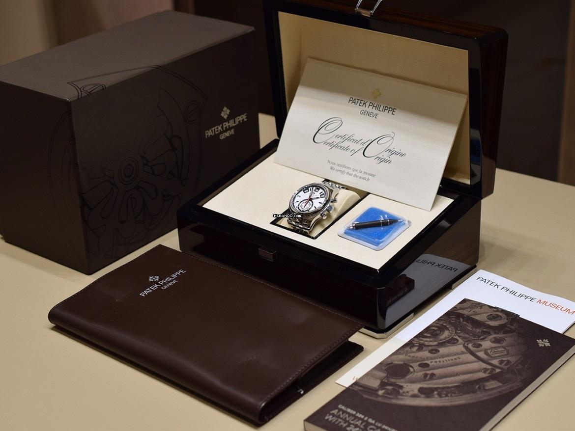 Thumbnail von Patek Philippe Annual Calendar Chronograph Complicazioni Calendario Annuale - Cronografo 5960/1a-001 New