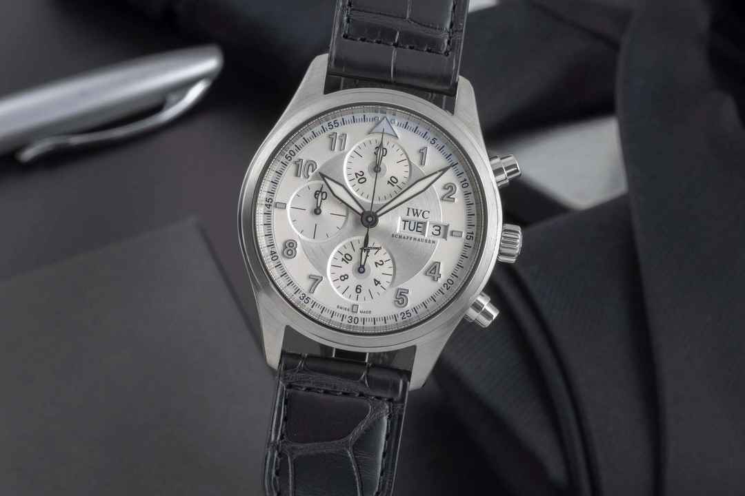  IWC Fliegeruhr Spitfire Chronograph Schaffhausen Fliegeruhr Chronograph Automatik Stahl IW371702 VP 8300  B&P 