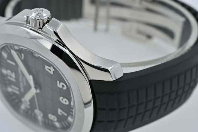  Patek Philippe Aquanaut 38mm Vintage 5165A-001 - Patek Service 03/2026 