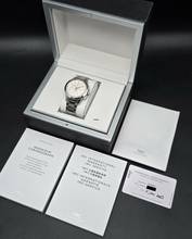 Thumbnail von IWC Ingenieur Chronograph 42mm IW380801 Silver Dial Very Good Full Set 2023