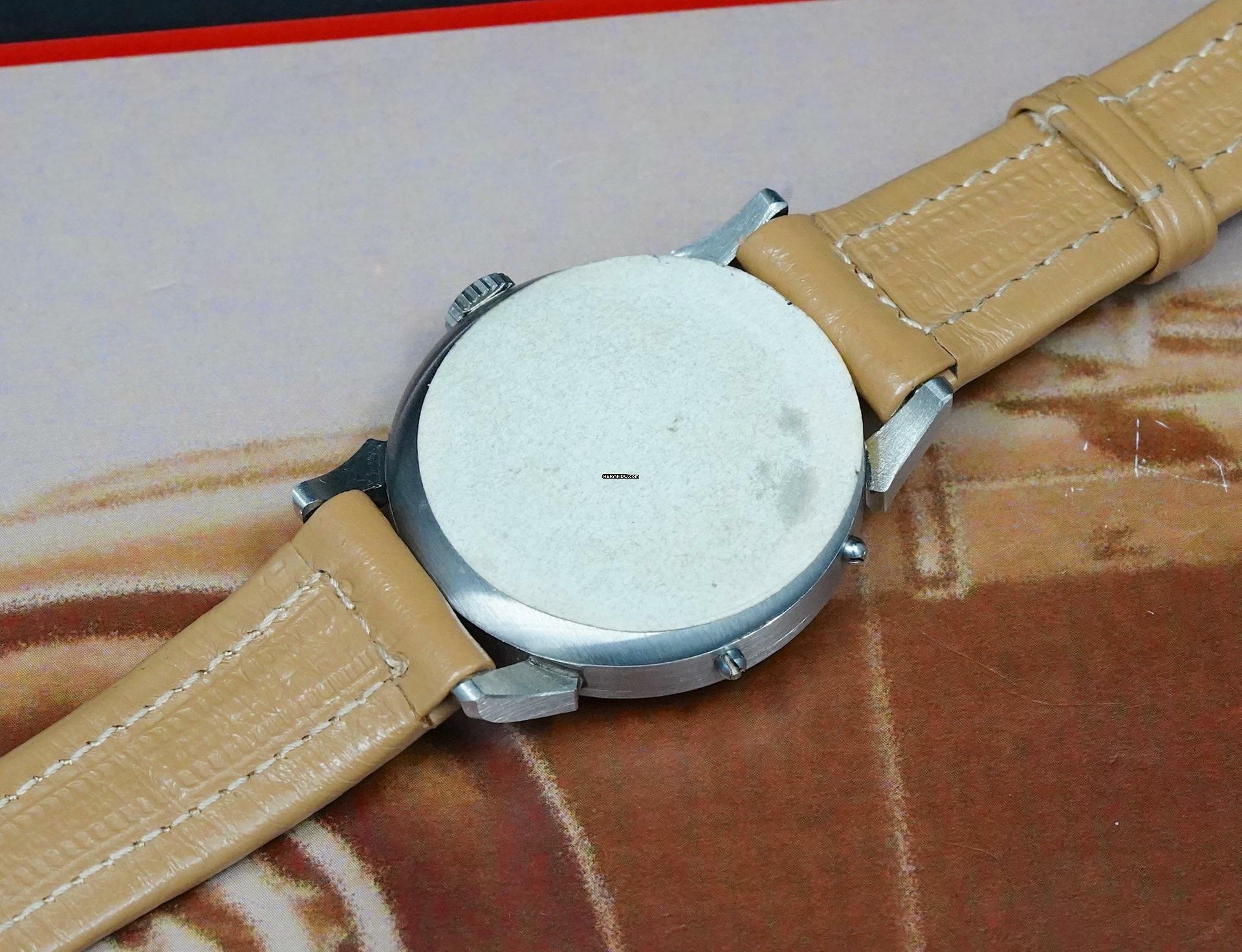 Thumbnail von Gubelin STUNNING NOS NEW TRIPLE DATE CALENDAR FROM THE 50'S RARE VINTAGE