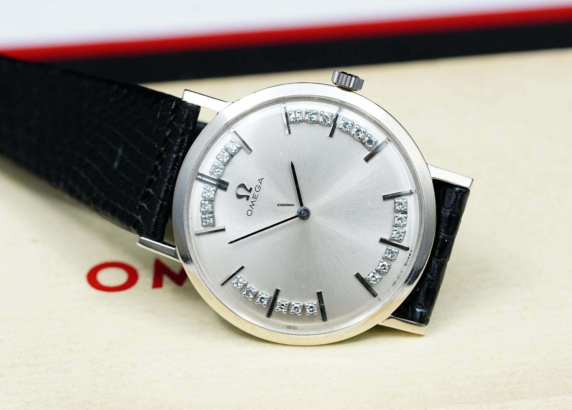 Thumbnail von Omega RARE COCKTAIL WATCH IN WHITE GOLD WITH SPECIAL DIAMOND DIAL D6672
