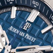 Thumbnail von Audemars Piguet Royal Oak Offshore Chronograph Blue 42 – 26480TI.OO.A027CA.01 – like NEW – 2021 Full Set