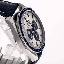 Thumbnail von Omega Speedmaster Professional Moonwatch 50th 'Silver Snoopy Award' – 310.32.42.50.02.001 – NEW & Unworn – 11/2025 Full