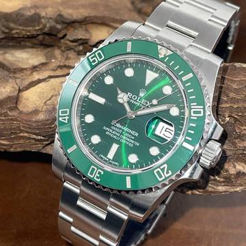  Rolex Submariner Date Submariner Date HULK - FULLSET 2018 EU - Ref. 116610LV EU-Papers - Full Set 