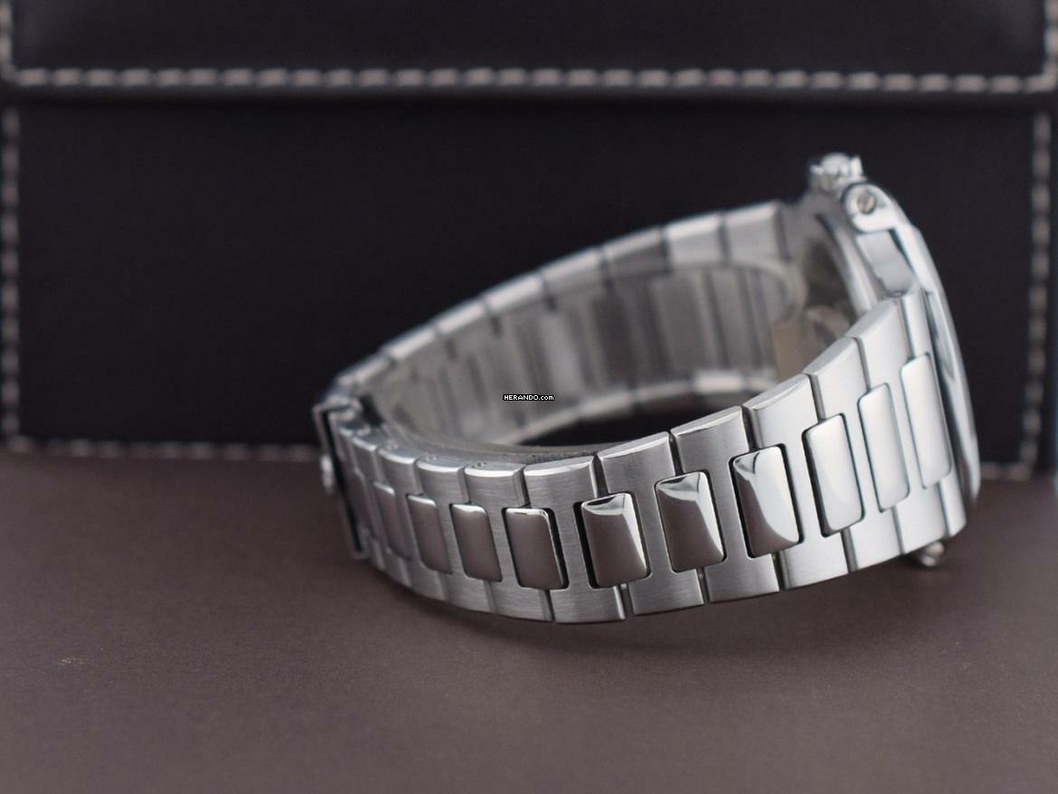 Thumbnail von Patek Philippe Nautilus 3800/1a White Dial - Very Rare - Service Patek