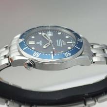 Thumbnail von Omega Seamaster Diver 300 M James Bond 40 Anniversar 25378000 top cond. not polished in its original condition!