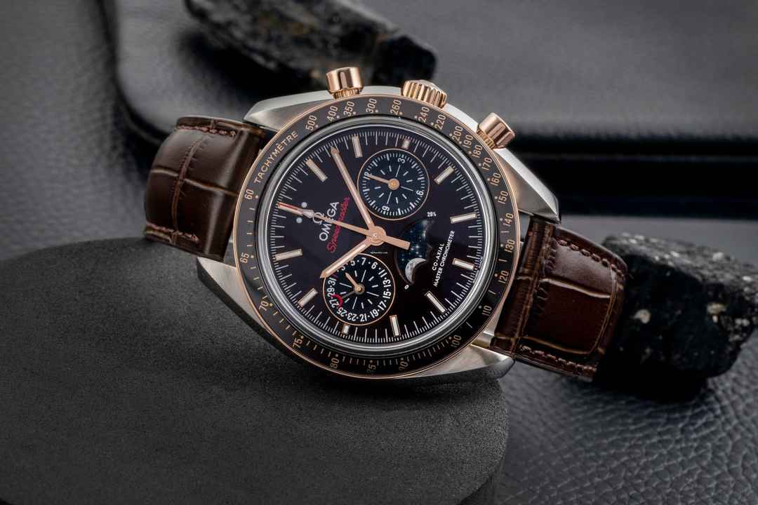  Omega Speedmaster Moonphase Stahl / Sedna Gold 304.23.44.52.13.001 