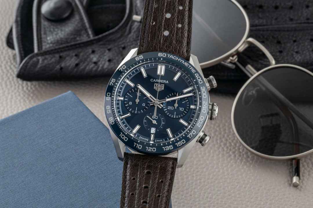  TAG Heuer Carrera Chronograph Automatik Herrenuhr Ref. CBN2A1A Box 