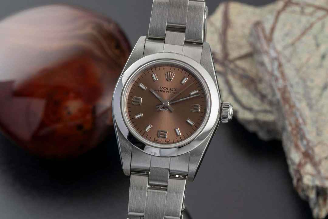  Rolex Oyster Perpetual Salmon Dial Edelstahl Automatik Damen Ref. 76080 