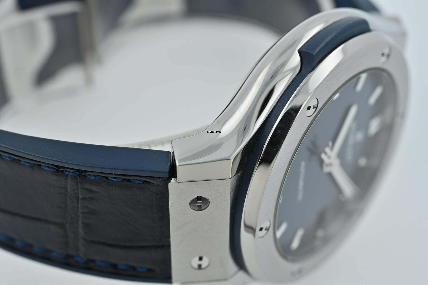 Thumbnail von Hublot Classic Fusion Blue Automatic Titanium 565.NX.7170.LR