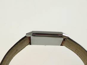 Thumbnail von Jaeger-LeCoultre Reverso Classique Classic im sehr guten Zustand mit original Straussenband Classic Modell 23 x 38 mm