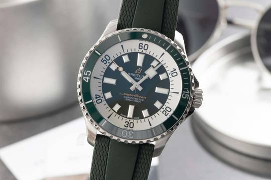  Breitling Superocean Automatik 44Herrenuhr Ref. A17376A31L1S1 B&P 