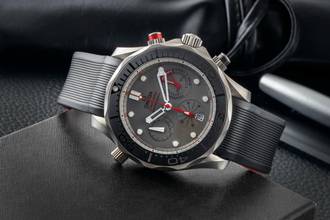 Thumbnail von Omega Seamaster Diver 300 M Chronograph Titan ETNZ Ref. 212.92.44.50.99.001 Box & Papiere