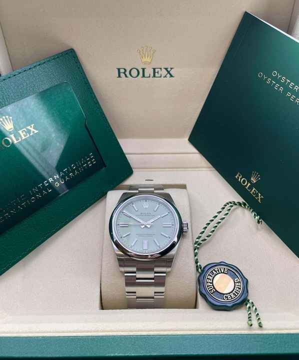  Rolex Oyster Perpetual Pistachio Dial 2025 FULL SET WITH BOX AND PAPERS NEW 41mm 