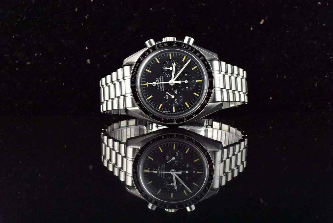  Omega Speedmaster Professional Moonwatch Apollo XI 25th Anniversary Limited Edition unpoliert Box & Papiere 