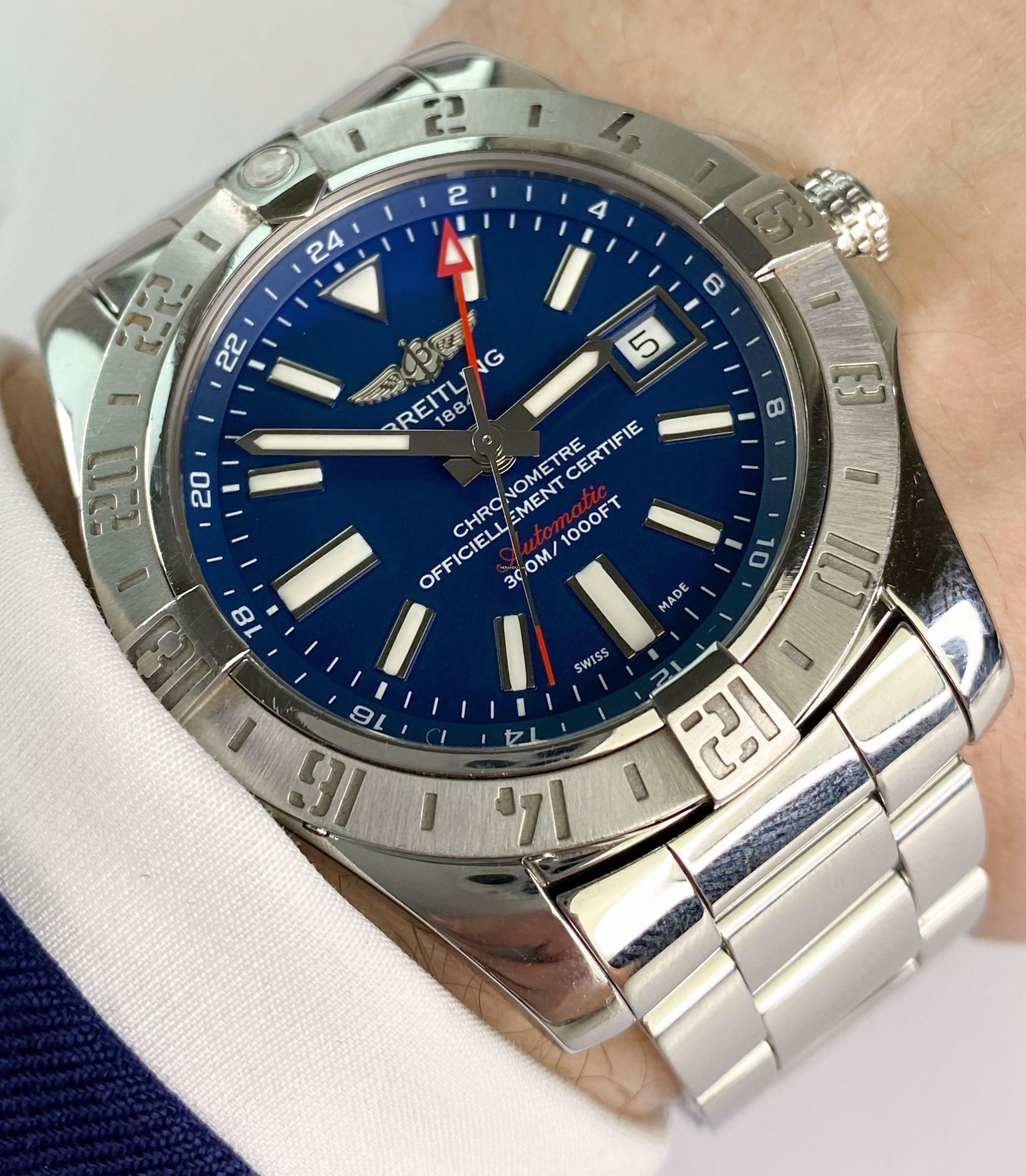  Breitling Avenger II GMT a3239011 Full Set Blue Dial Box Papers a3239011 