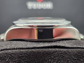 Thumbnail von Tudor Black Bay Pro M79470-0001 Chronometer Unworn/New condition Full Set 1-2026
