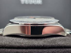 Thumbnail von Tudor Black Bay Pro 39mm GMT 79470-0004 White Dial Unworn/New Condition Full Set 2-2026