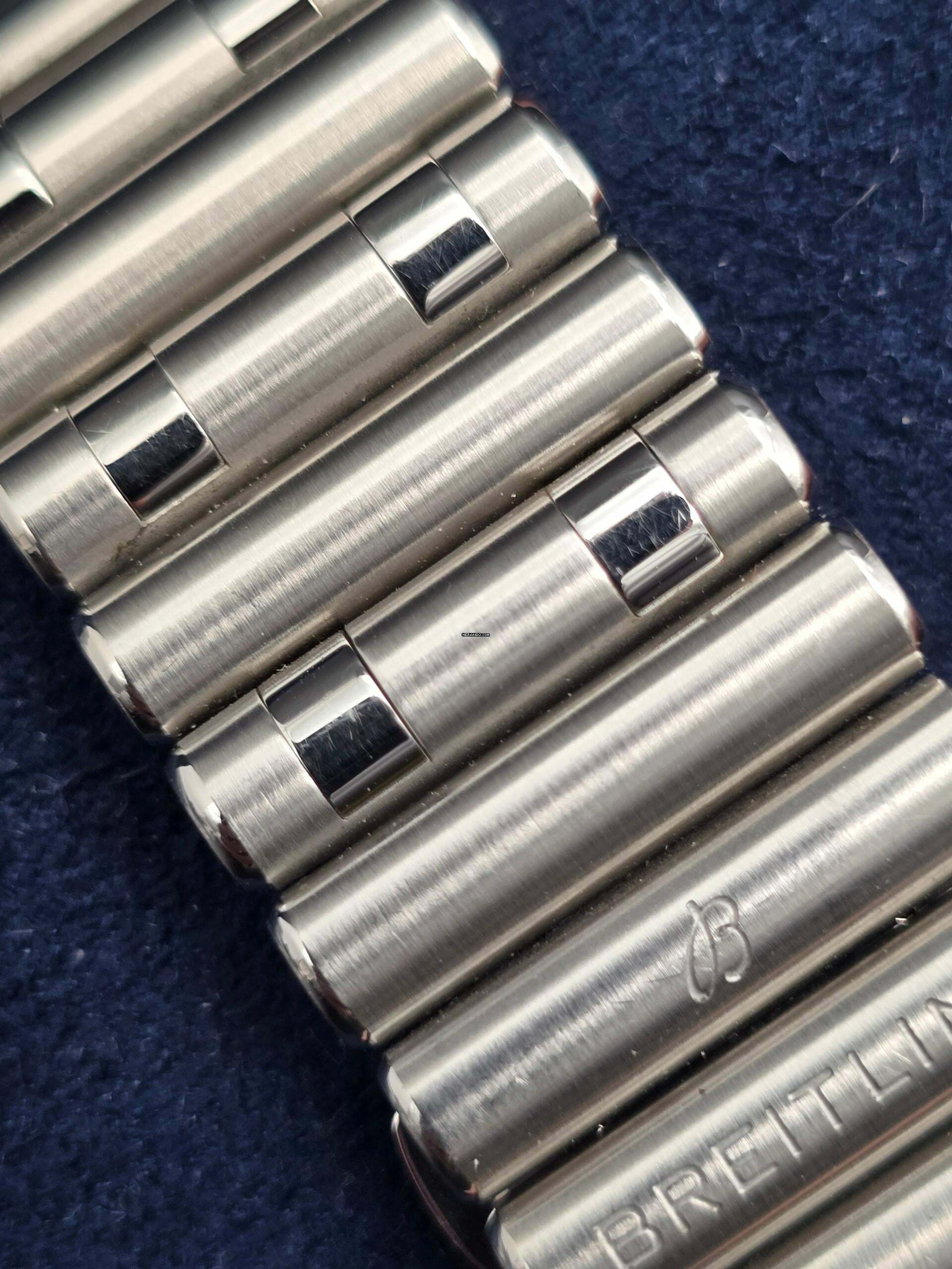 Thumbnail von Breitling Chronomat 42 B01 42mm AB0134101B1A1 Black Dial Steel Bracelet Very Good Full Set 12-2021