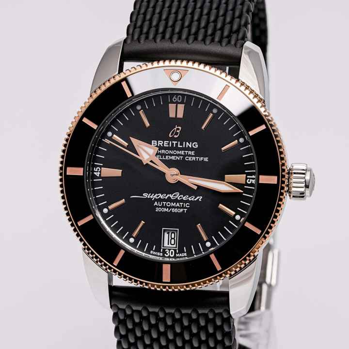  Breitling Superocean Heritage 42 Steel Gold – UB2010121B1S1 – like NEW – 04/2025 Full Set 