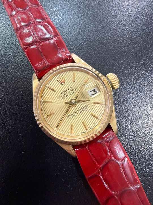  Rolex Oyster Perpetual Lady Date 18K Gold Oyster Perpetual Lady Date Circa 1967 