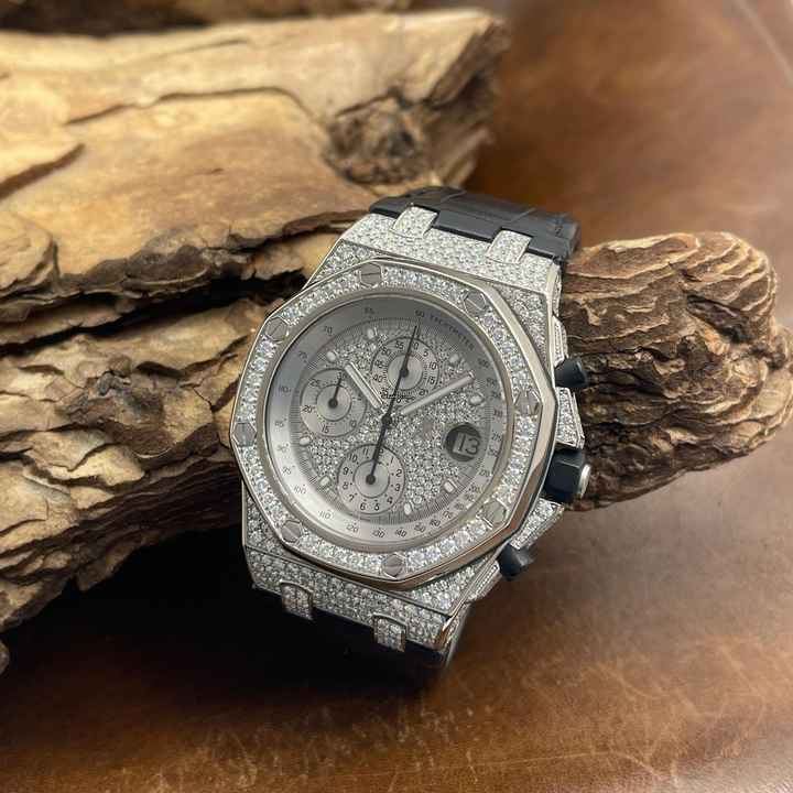  Audemars Piguet Royal Oak Offshore Royal Oak Offshore - Diamond - P. 2008 - Ref. 26067BC.ZZ.D002CR.01 
