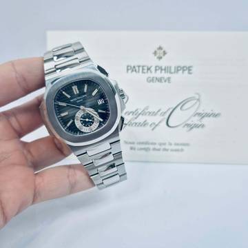 Patek Philippe Nautilus Flyback Chronograph Blue Dial 40.5mm Automático Completo