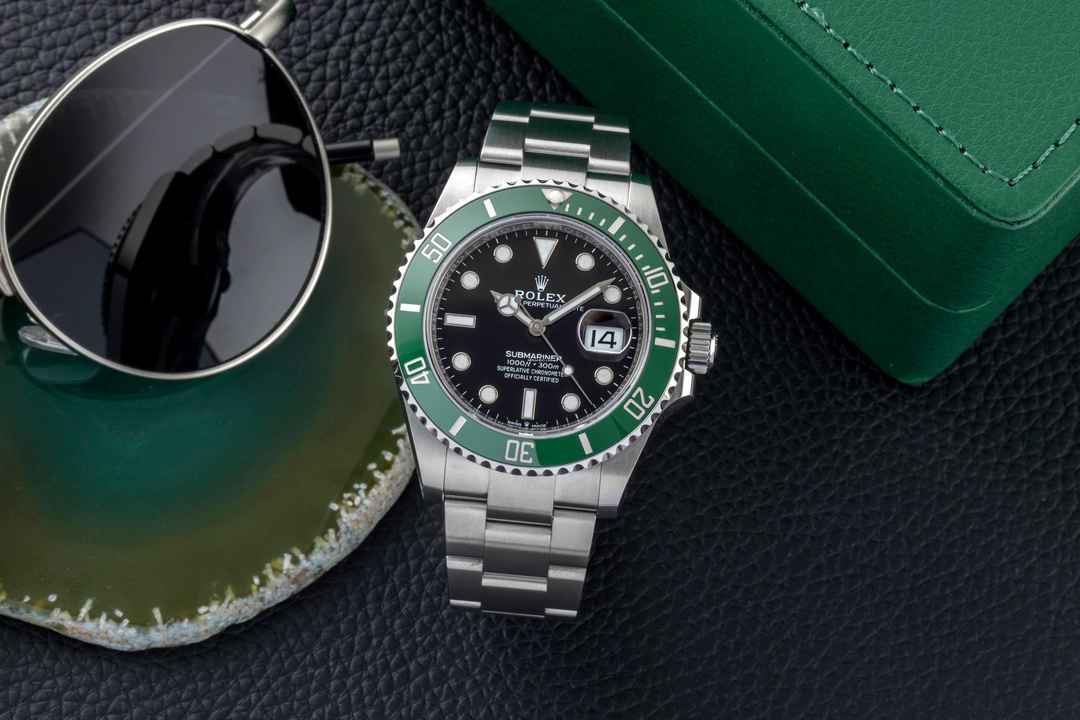  Rolex Submariner Date Starbucks Herrenuhr Oyster Perpetual 126610LV B&P 2023 