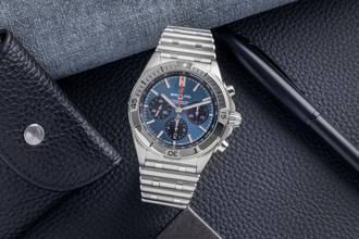 Thumbnail von Breitling Chronomat 42 B01 42 Kronometre Otomatik Ref. AB0134101C1A1 B&P 2021