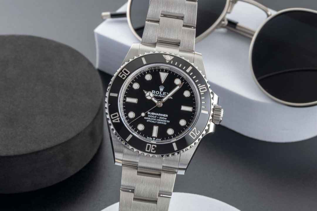  Rolex Submariner (No Date) Edelstahl Automatik Herrenuhr Ref. 124060 B&P 2023 