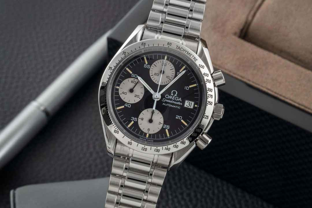 Omega Speedmaster Chronographe en acier automatique Montre pour homme 3511.50.00
