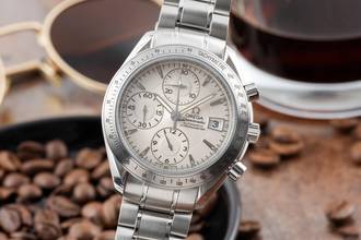 Thumbnail von Omega Speedmaster Date Chronograph en acier automatique réf. 3211.30.00