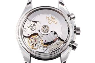 Thumbnail von Omega Speedmaster Date Chronograph en acier automatique réf. 3211.30.00