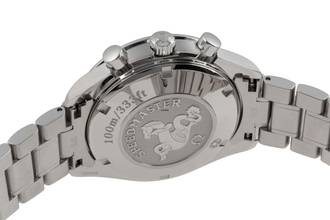Thumbnail von Omega Speedmaster Date Chronograph en acier automatique réf. 3211.30.00