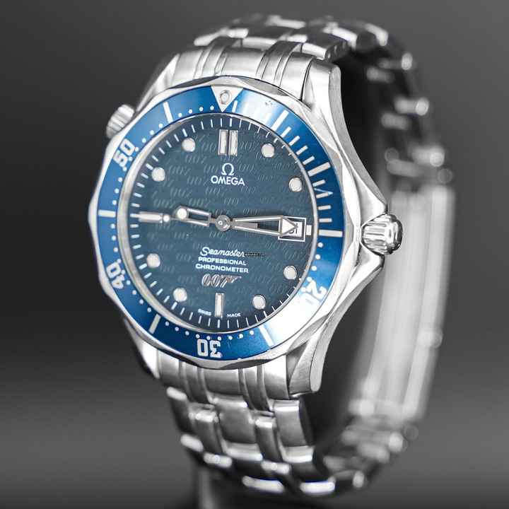  Omega Seamaster Diver 300 M JAMES BOND FULLSET DEUTSCHE ERSTAUSLIEFERUNG 