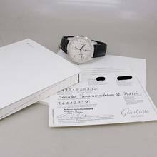 Thumbnail von グラスヒュッテ・オリジナル セネター クロノグラフ パノラマデイト パノラマ・デイト プラチナ Ø 42 mm 未使用 フルセット