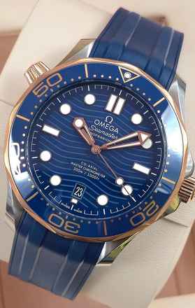 Omega Seamaster Diver 300 M 42mm 210.22.42.20.03.002 Zifferblatt Blau Sedna Gold/Steel Sehr guter Zustand Komplettset 11-2023