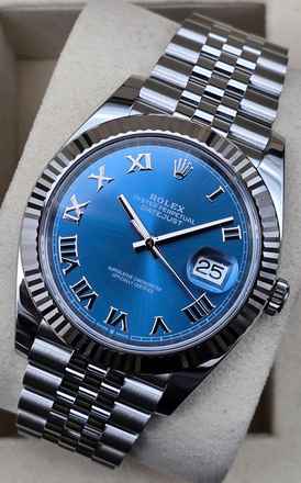 Rolex Datejust 41 41mm Jubilee 126334 cadran romain bleu / Azzuro Blue, comme neuf, ensemble complet, 11-2025