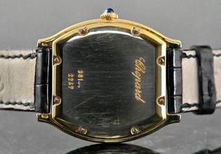 Thumbnail von Chopard Tonneau Date | 2247 | Automatic | Full Set 2002 | yellow gold