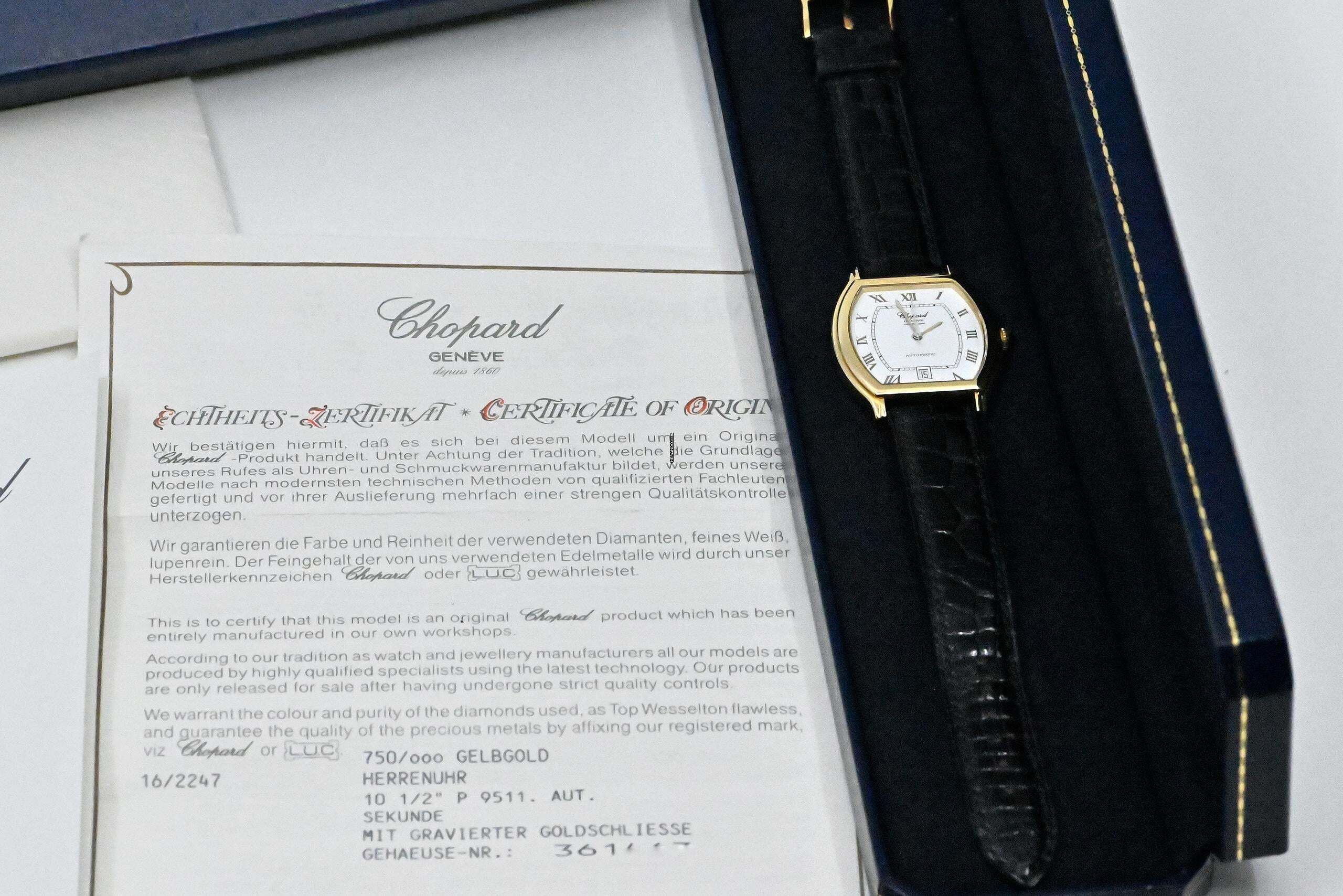 Thumbnail von Chopard Tonneau Date | 2247 | Automatic | Full Set 2002 | yellow gold