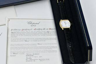 Thumbnail von Chopard Tonneau Date | 2247 | Automatic | Full Set 2002 | yellow gold