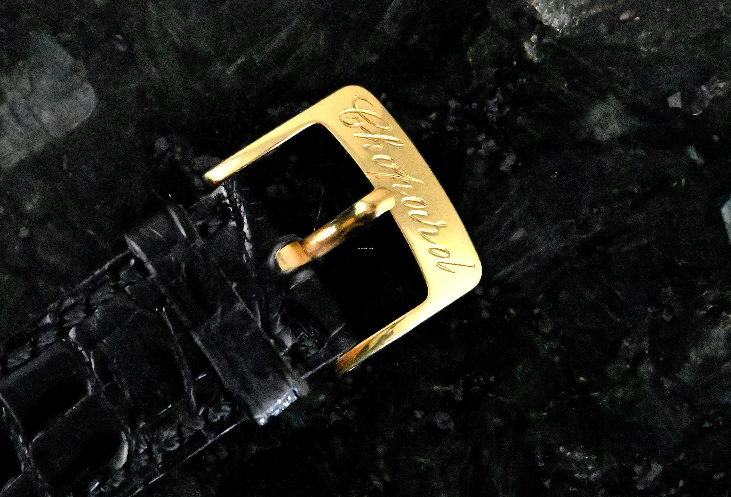 Thumbnail von Chopard Tonneau Date | 2247 | Automatic | Full Set 2002 | yellow gold