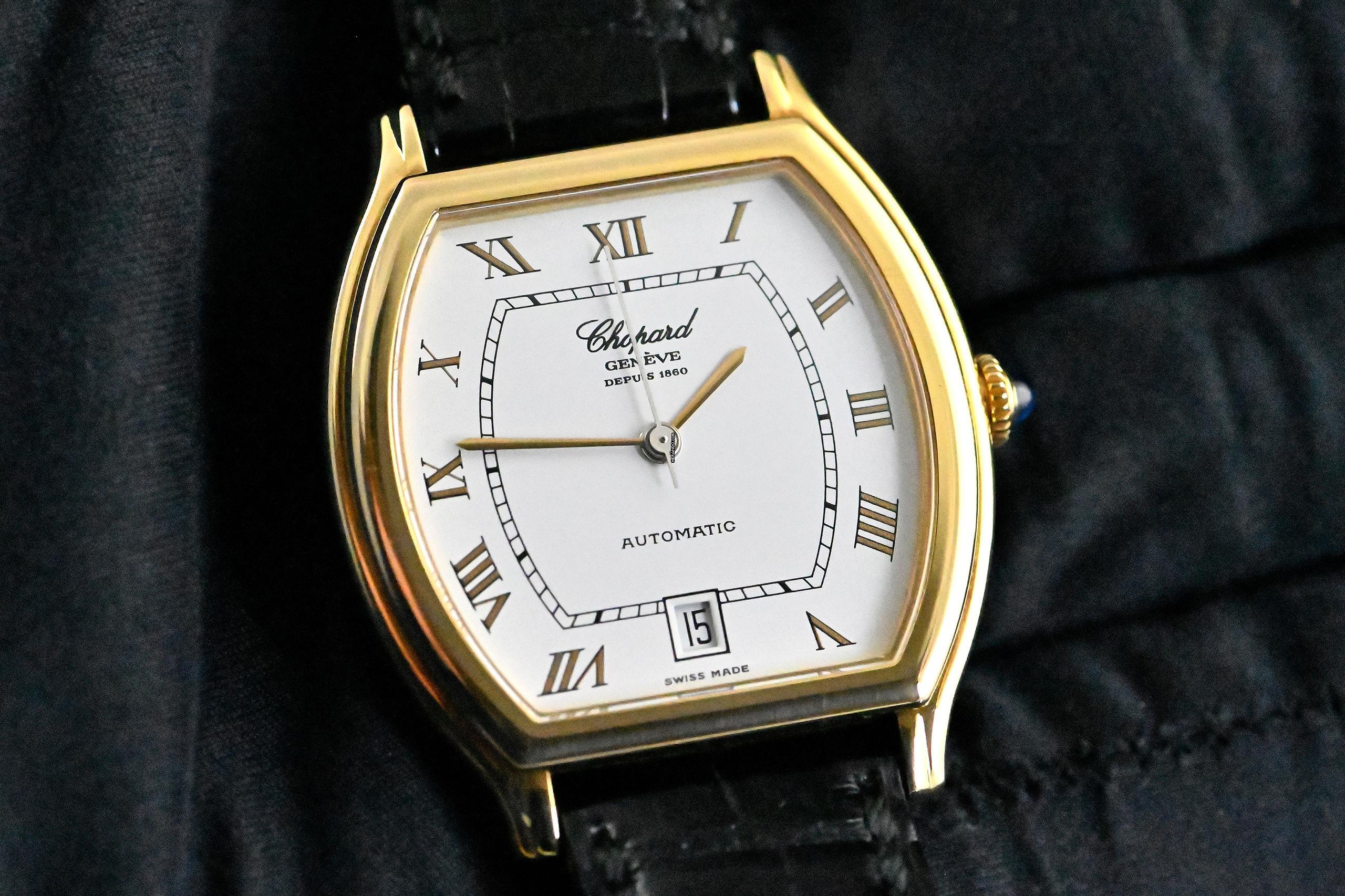 Thumbnail von Chopard Tonneau Date | 2247 | Automatic | Full Set 2002 | yellow gold