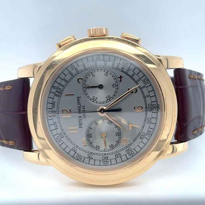 Chronograf Patek Philippe 5070R-001