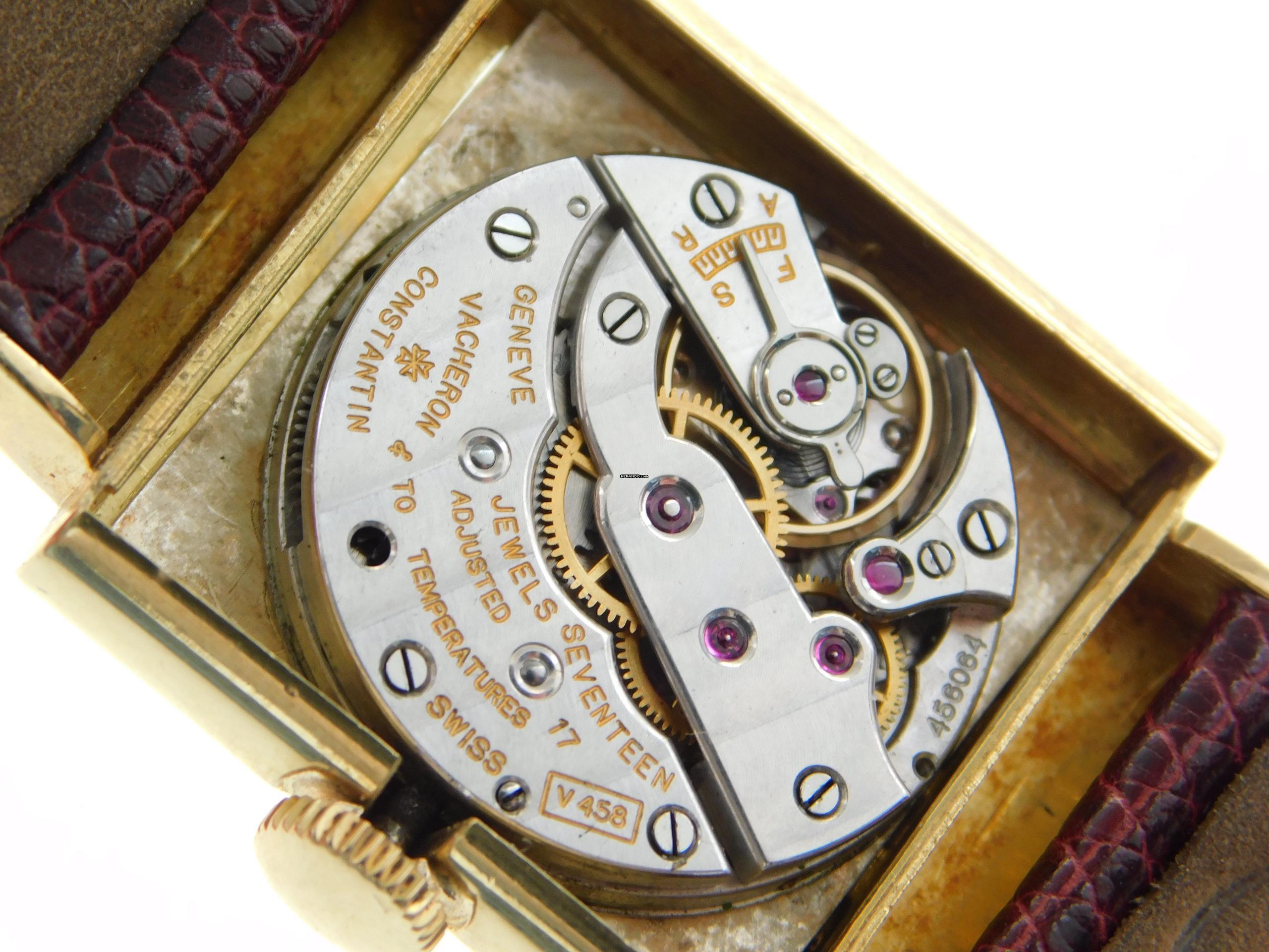 Thumbnail von Vacheron Constantin Tank Vintage Tank 18 Karat Gelbgold RARE Kaliber V 458 Handaufzug 25 x 35 mm unpolished original condition Rare C 458