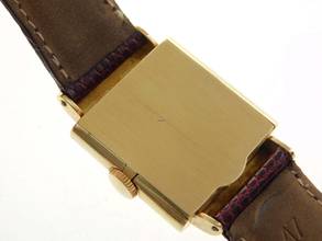 Thumbnail von Vacheron Constantin Tank Vintage Tank 18 karaats geelgoud RARE Kaliber V 458 Handopwinding 25 x 35 mm ongereviseerd originele staat Zeldzaam C 458