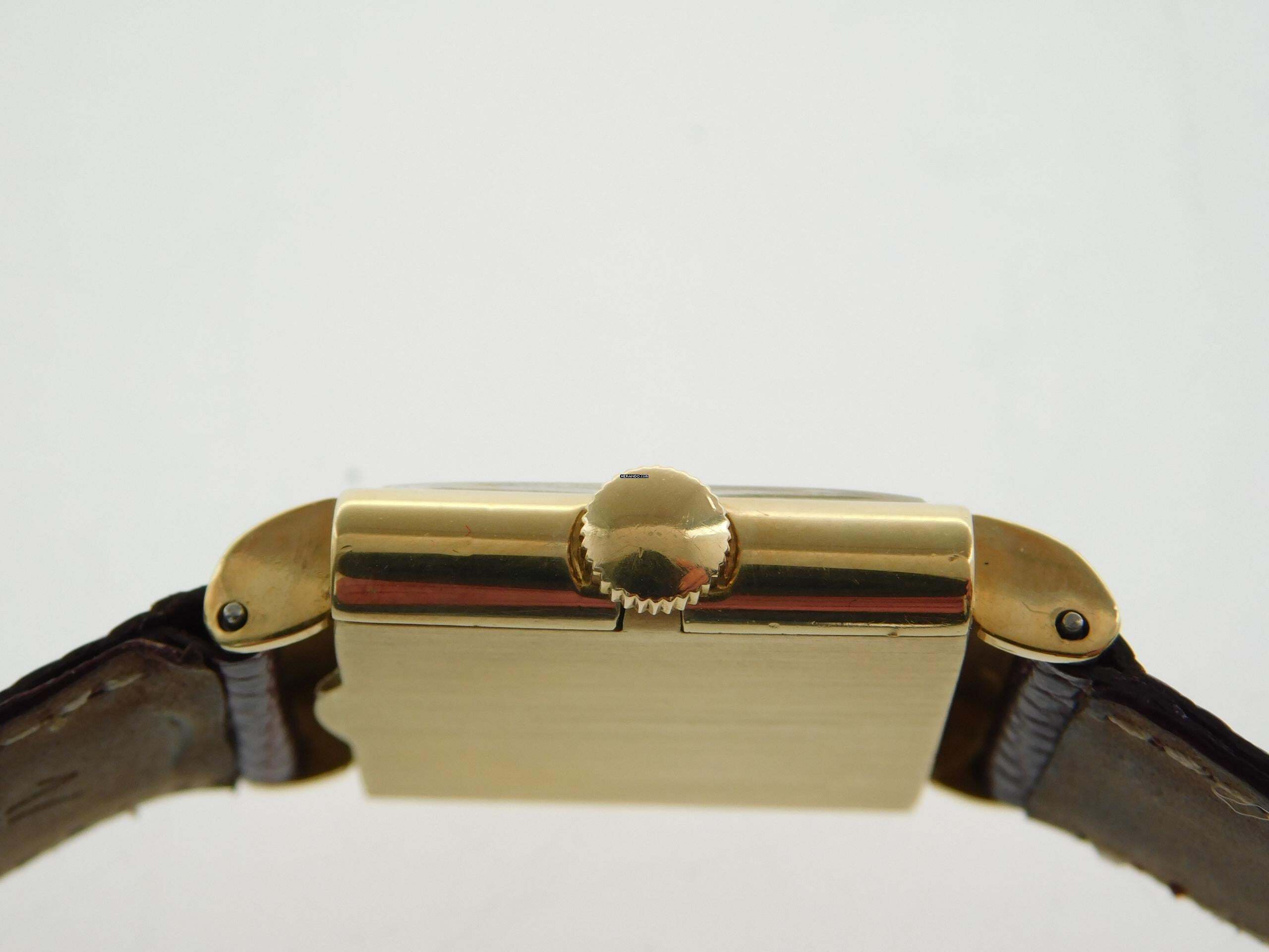 Thumbnail von Vacheron Constantin Tank Vintage Tank 18 Karat Gelbgold RARE Kaliber V 458 Handaufzug 25 x 35 mm unpolished original condition Rare C 458